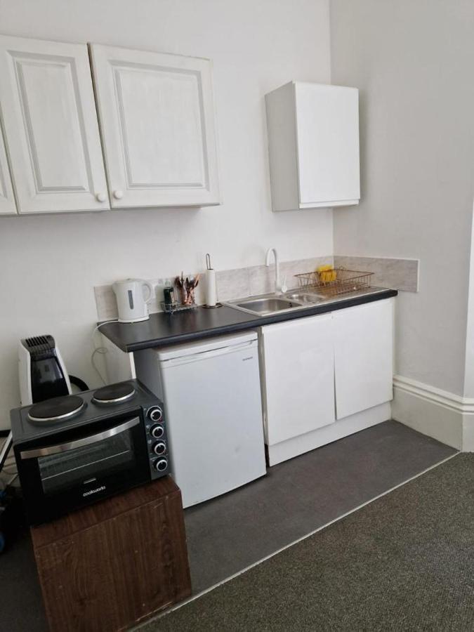 Spacious Victorian Studio Flat Apartment Doncaster Exterior foto